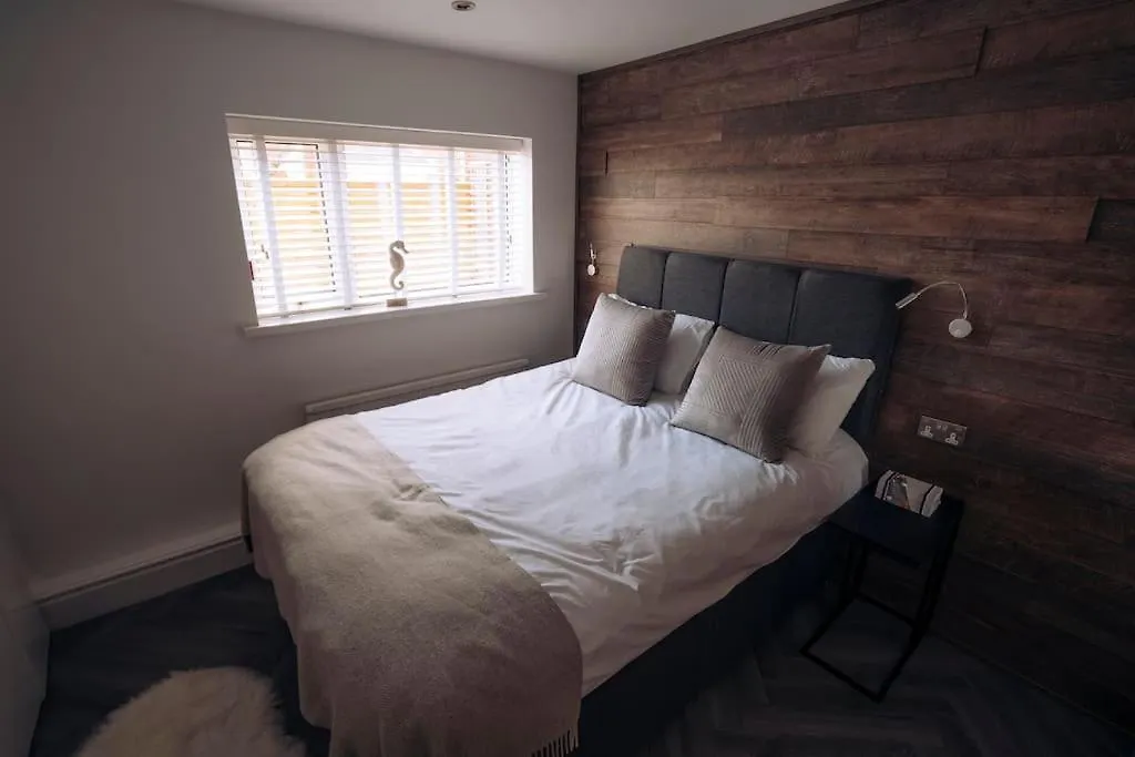 The Dunes, Lytham St Annes Apartment