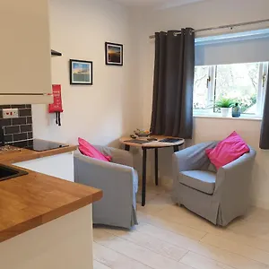 Sweet Apartment